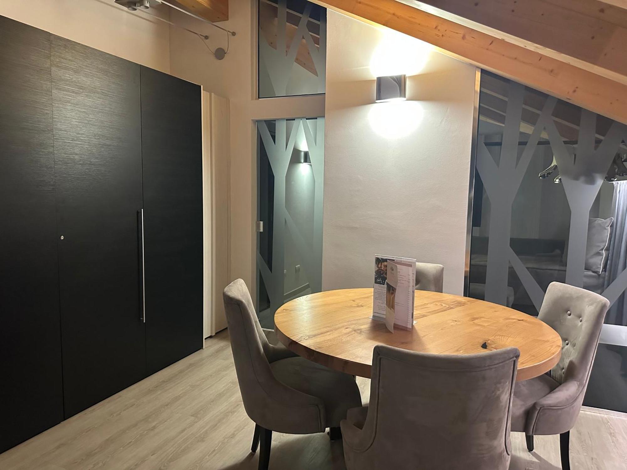 Rosensuite La Residenza Del Rosengarten Pinzolo Bagian luar foto
