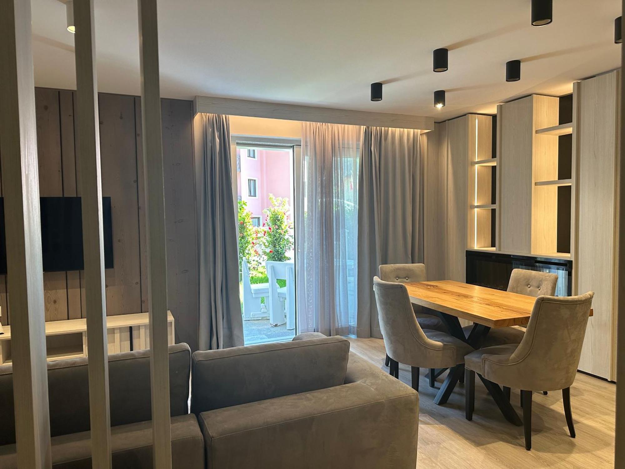 Rosensuite La Residenza Del Rosengarten Pinzolo Bagian luar foto